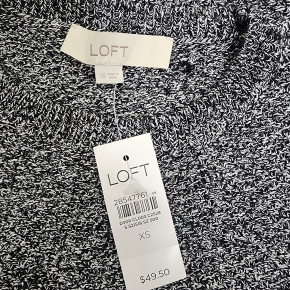 NWT Loft Women's Gray Sweater Size XS - Picture 5 of 8